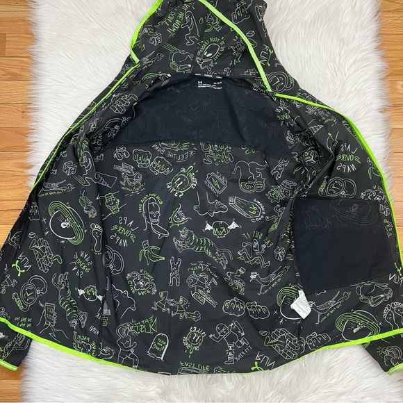 Under Armour UA Run Hundred Packable Jacket 1368161 001 Women’s Sz M - Picture 5 of 16